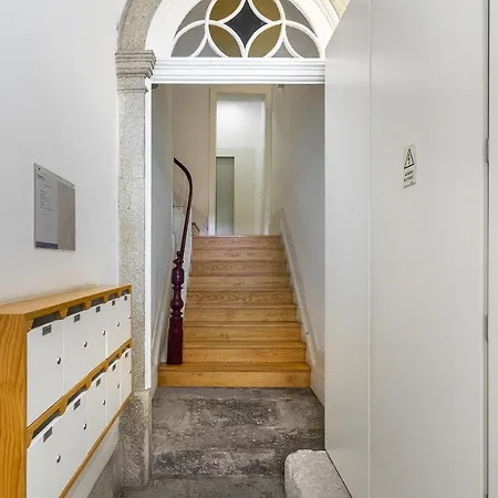 Whome 1-bed W/ View Perfect To Explore Порту